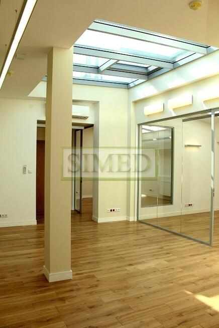 Wyjątkowy lokal typ penhouse z dużym 46m 2 tarasem