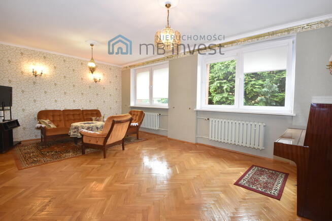 Dom wolnostojący z lokalem pod działalność 2xgaraż