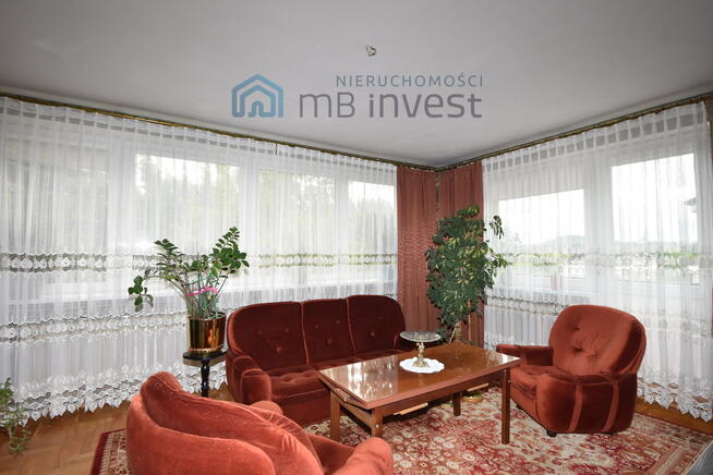 Dom wolnostojący z lokalem pod działalność 2xgaraż