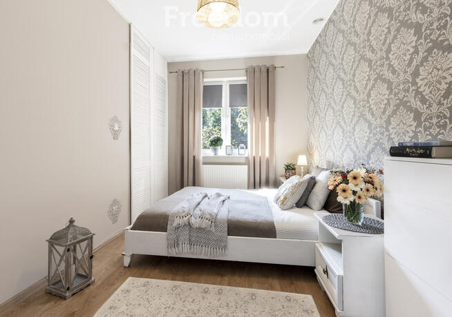 Dom z ogrodem i poddaszem do aranżacji – Żółwin