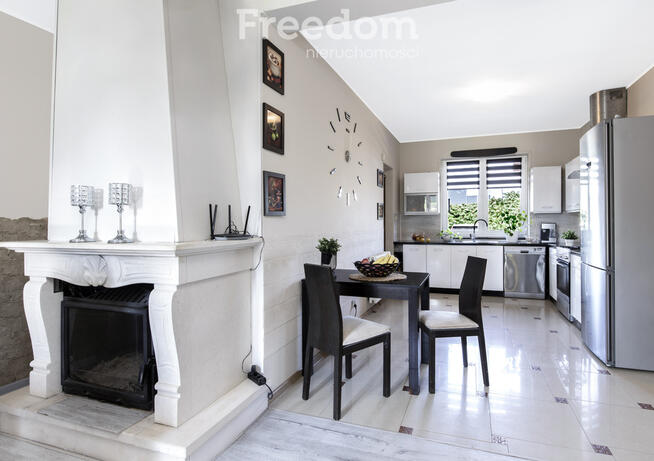 Dom z ogrodem i poddaszem do aranżacji – Żółwin