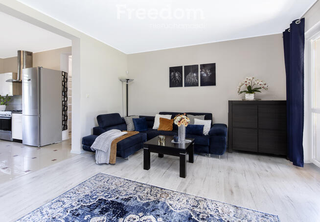 Dom z ogrodem i poddaszem do aranżacji – Żółwin