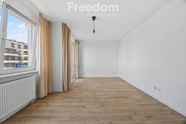 2 pokoje 51,3 m2, garderoba, metro, strzeżone os.