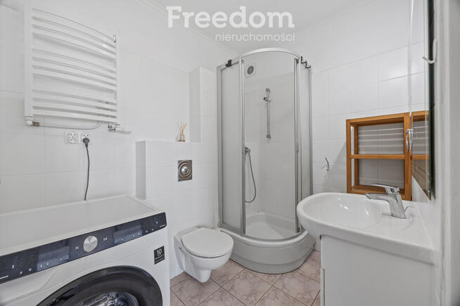 2 pokoje 51,3 m2, garderoba, metro, strzeżone os.