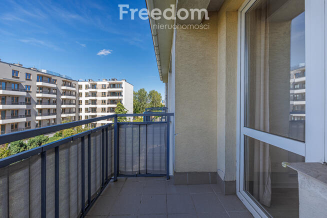 2 pokoje 51,3 m2, garderoba, metro, strzeżone os.