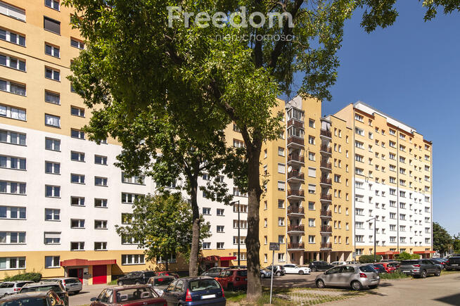 Funkcjonalne 2 pokoje na Retkini - blok z 1996 r.