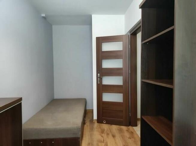 Pokój w spokojnej okolicy, Os. Centrum D 5