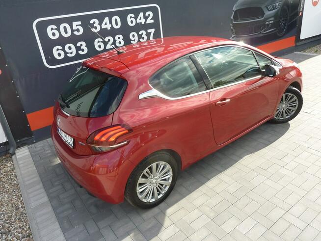 Peugeot 208 ALLURE*Benzyna 82Ps*Navi*Kamera*Klimatronik*Grzane Fotele*ParkAssist