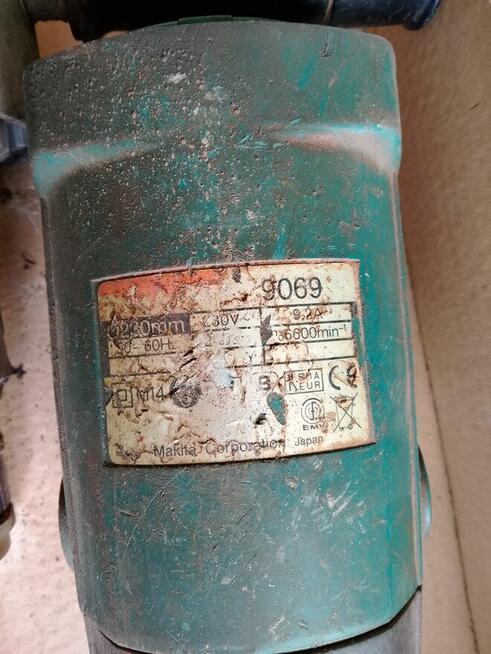 Szlifierka kątowa Makita 9069, Bosch