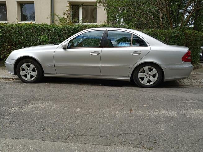 Sprzedam Mercedes- Benz E270 2.7 CDI
