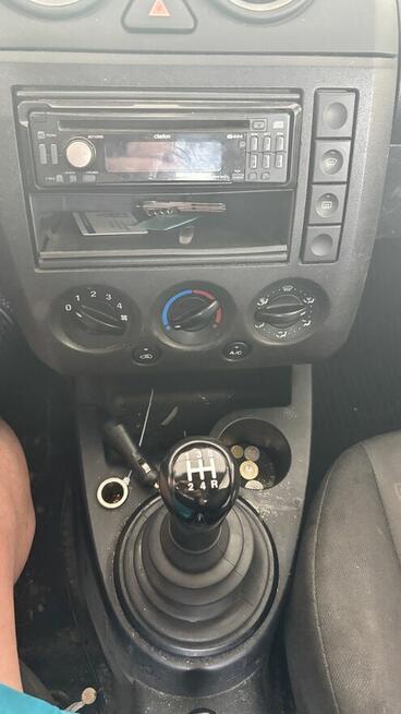 Ford fiesta 1.3 benzyna