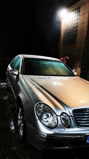 Mercedes Benz w211