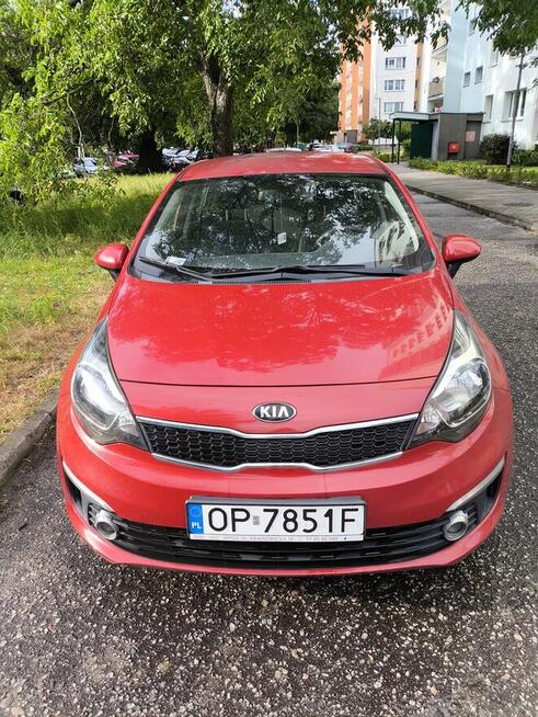 Samochód Kia Rio 1,2 Sedan 2015 r. mały przebieg