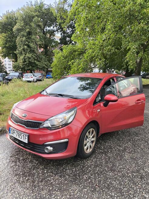Samochód Kia Rio 1,2 Sedan 2015 r. mały przebieg