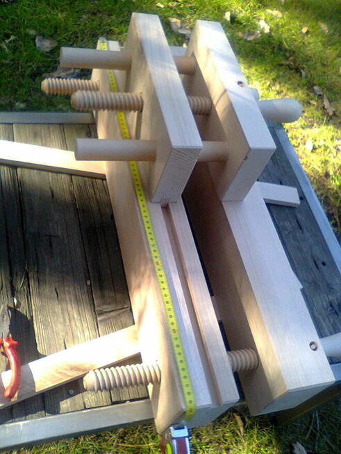 Prasy ,Śruby, Zabawki ,Drewniane - Producent