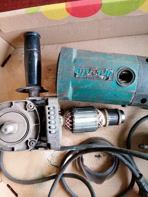 Szlifierka kątowa Makita 9069, Bosch