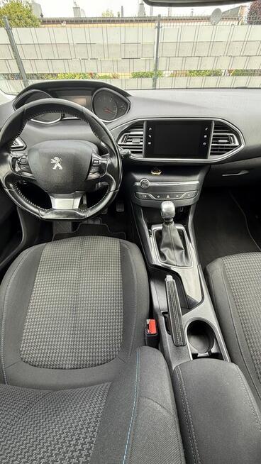 Peugeot 308 2019 rok 1.5 BlueHDI manual sprzedam czarny