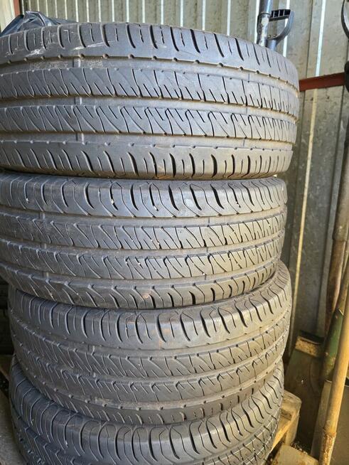 Opony Uniroyal 225 65 r16 C do busa, 4 sztuki,, lato