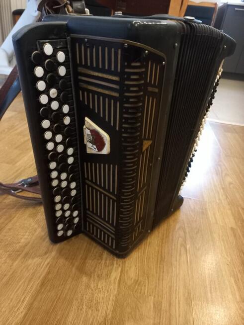sprzedam harmonie trzyrzedowa
