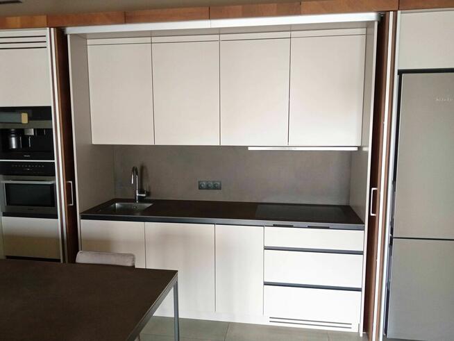 Kuchnia w zabudowie z kurtyną + wyspa - odbiór osobisty Kraków