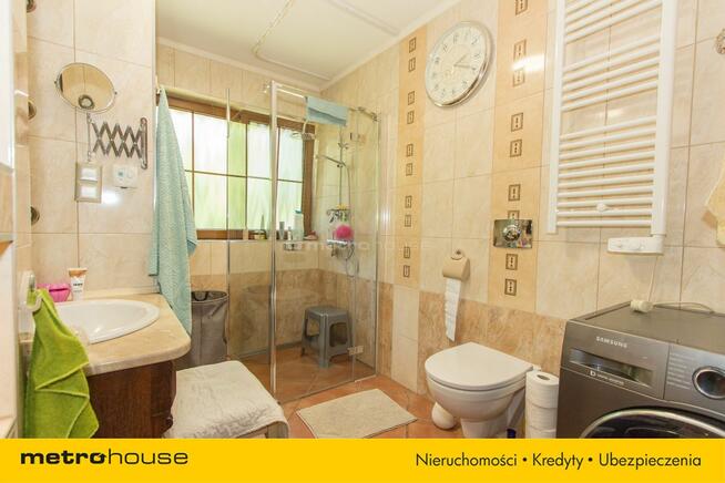 Dom przy rzece z DWOMA działkami oszczędny