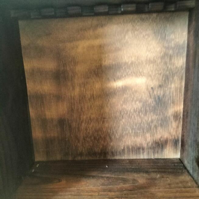 Piękna stara szafka wisząca