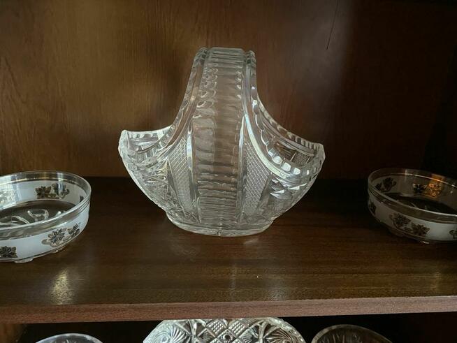 Stare kryształy i porcelana w bardzo dobrym stanie