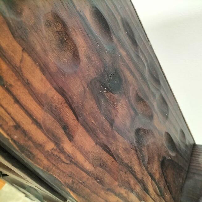 Piękna stara szafka wisząca