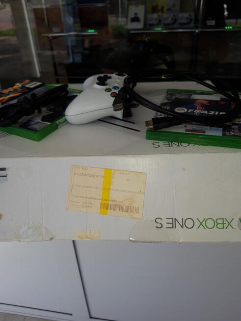 Sprzedam Xbox One S