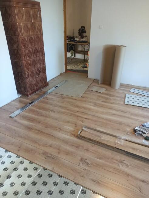 Układanie płytek łazienki gładkie myślenice, dobczyce, gdów