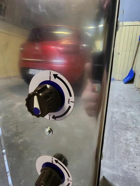 Gazowy opiekacz do kebaba