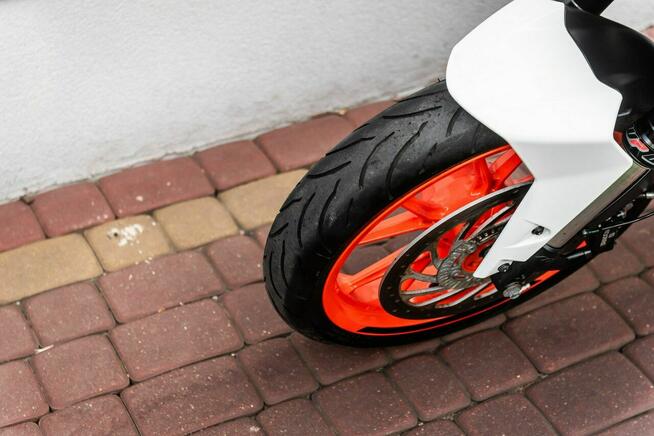 KTM duke 390 R 2020 ABS POLIFT Raty Transport Największy Wybór Moto 125 KAT A2
