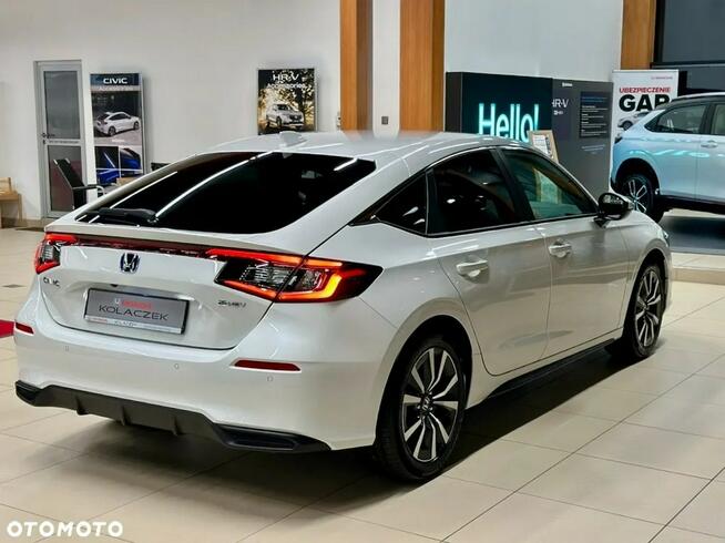 Honda Civic Elegance 2.0 (184 KM) e:HEV e:CVT (100)