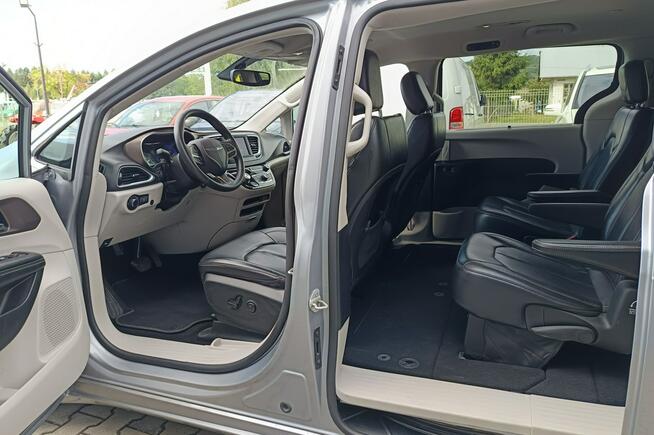 Chrysler Pacifica 3.6 V6 291KM, 7 osobowy, wyposażenie, vat23%