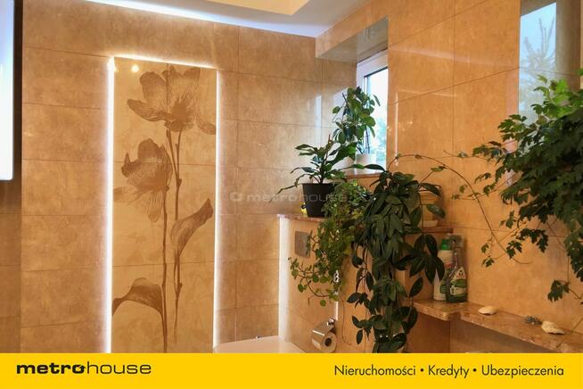 Dom duży wolnostojący, z ogromnym potencjałem.