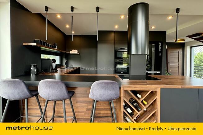 Nowoczesny dom 250 m2, 3 m.postojowe, Zasań