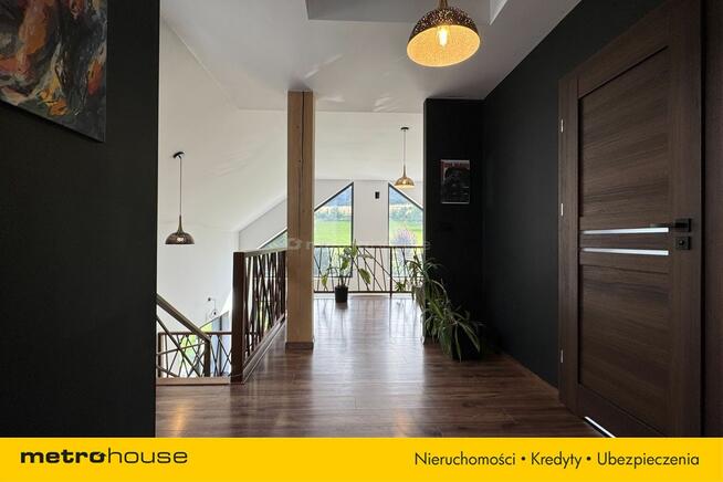 Nowoczesny dom 250 m2, 3 m.postojowe, Zasań