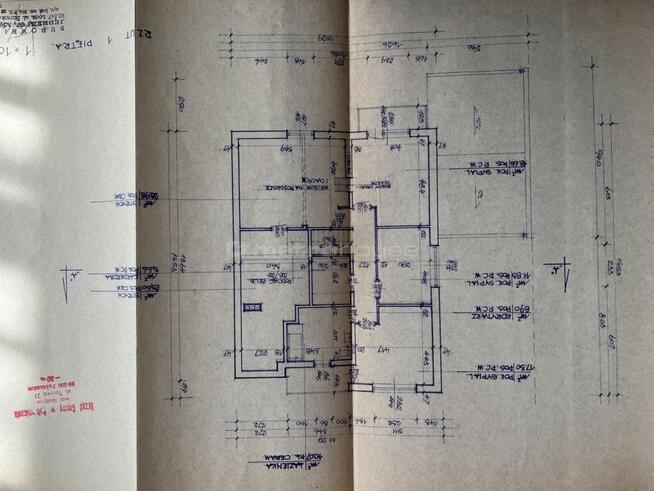 Na sprzedaż dom w Ksawerowie-duża działka,3 garaże
