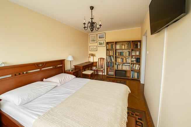 Mieszkanie 4-pokojowe na sprzedaż