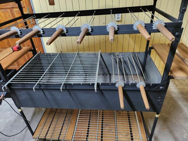 Grill węglowy obrotowy duży