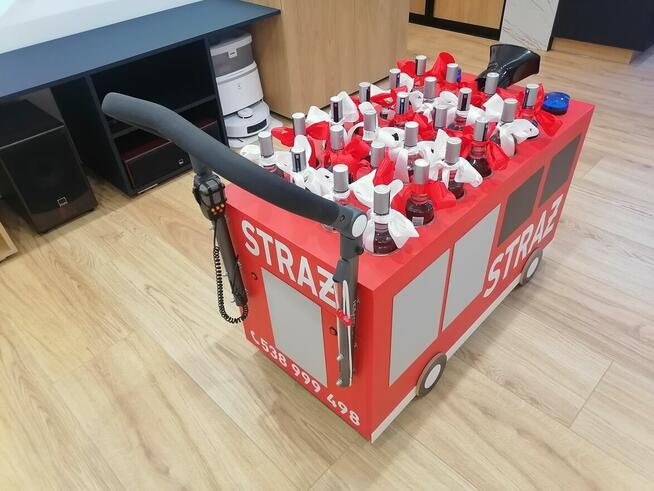 Wódkowóz barek na kółkach BAR samochód dla drużby wesele