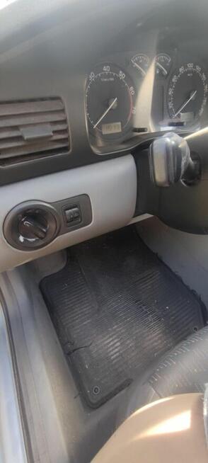 Skoda Octavia 1.4 benzyna rok 2003