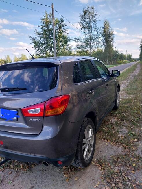 Samochód Mitsubishi ASX