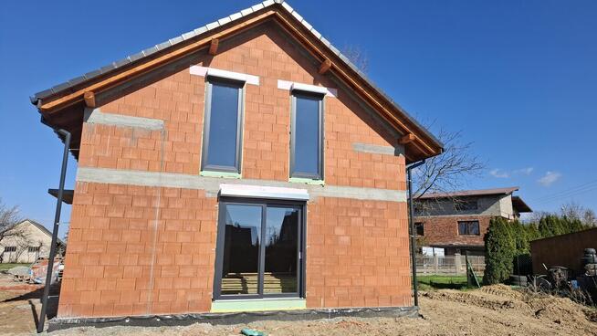 Nowe domy jednorodzinne Bielsko-Biała / Hałcnów