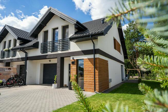 Zaścianki * Elegancki dom w zabudowie bliźniaczej