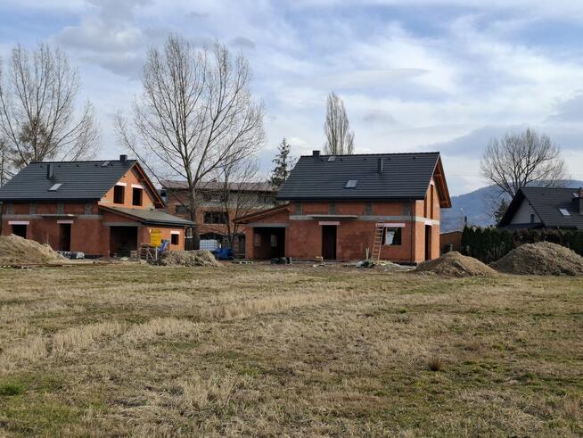 Nowe domy jednorodzinne Bielsko-Biała / Hałcnów