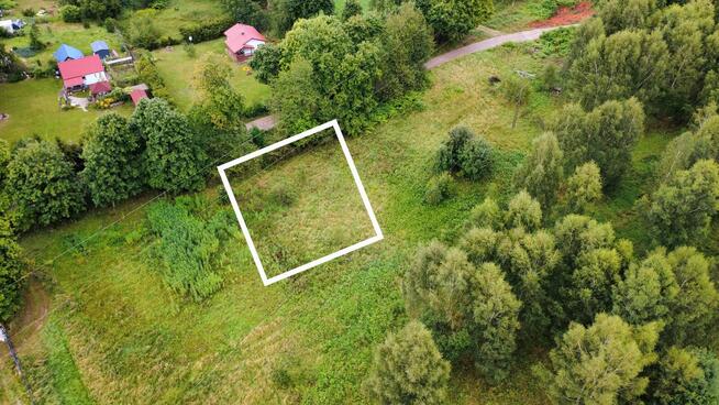 Cicha okolica nad jeziorem – działka 990 m², Cybulin