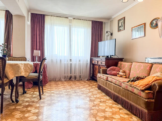 Wyjątkowe 2 pokoje z możliwością przerobienia na 3 – widok n