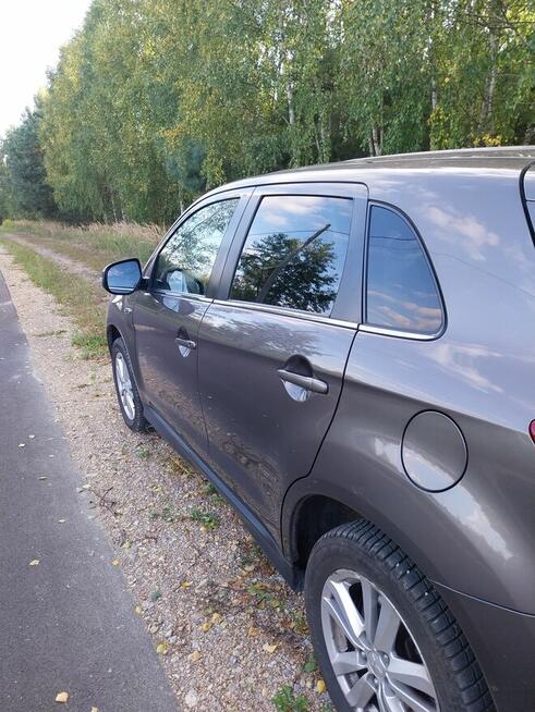 Samochód Mitsubishi ASX