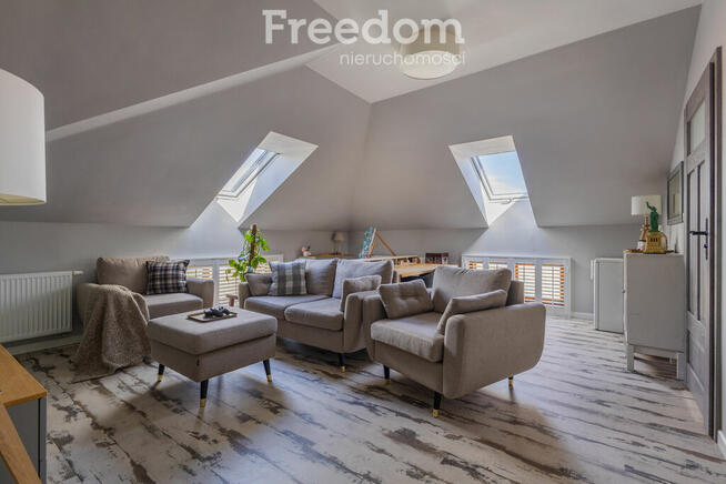 Dom z ogrodem | dwa piętra | zamknięte osiedle